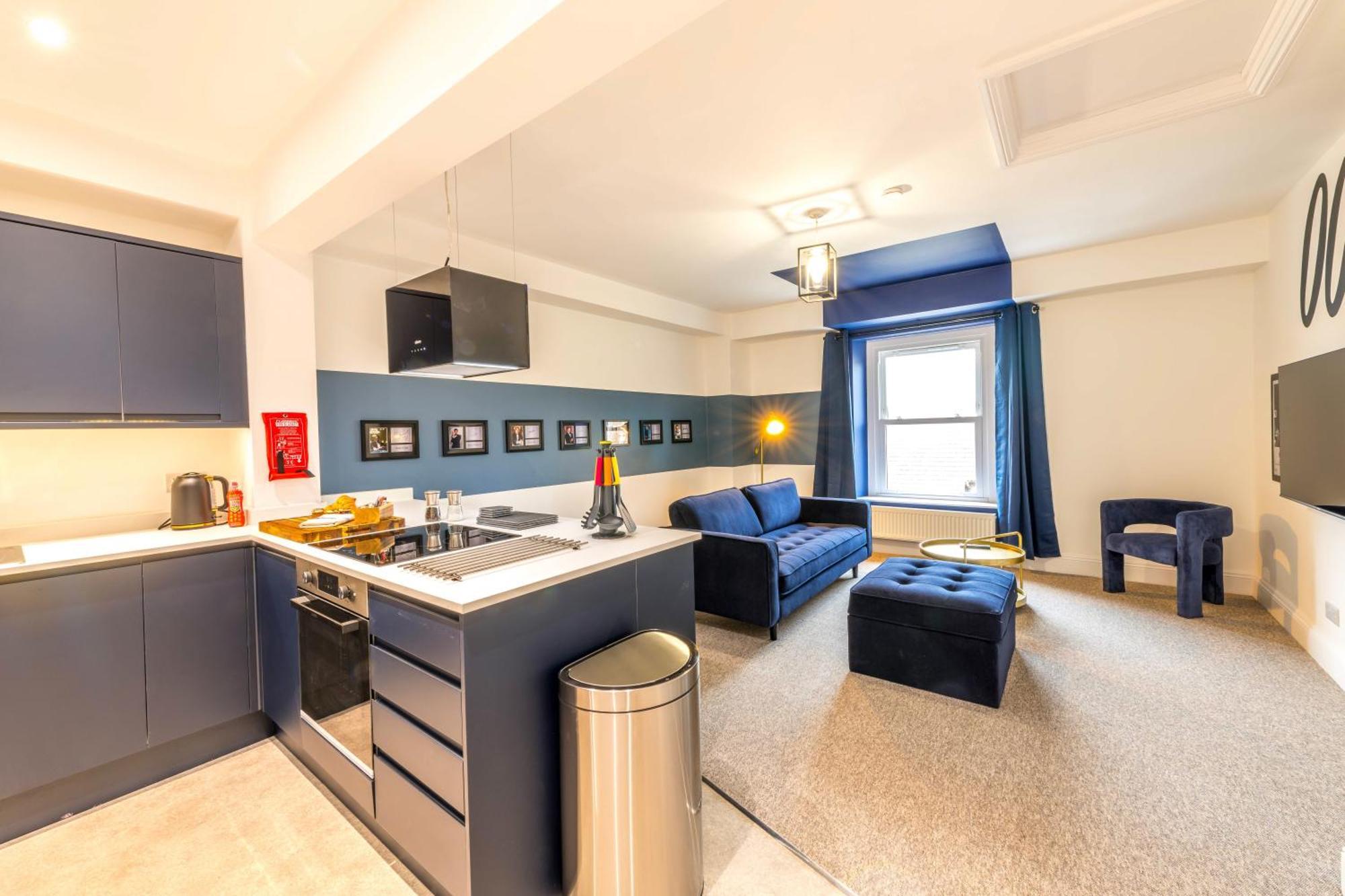 Skyfall With Free Parking For Families & Business By Prescott Apartments Bristol Buitenkant foto