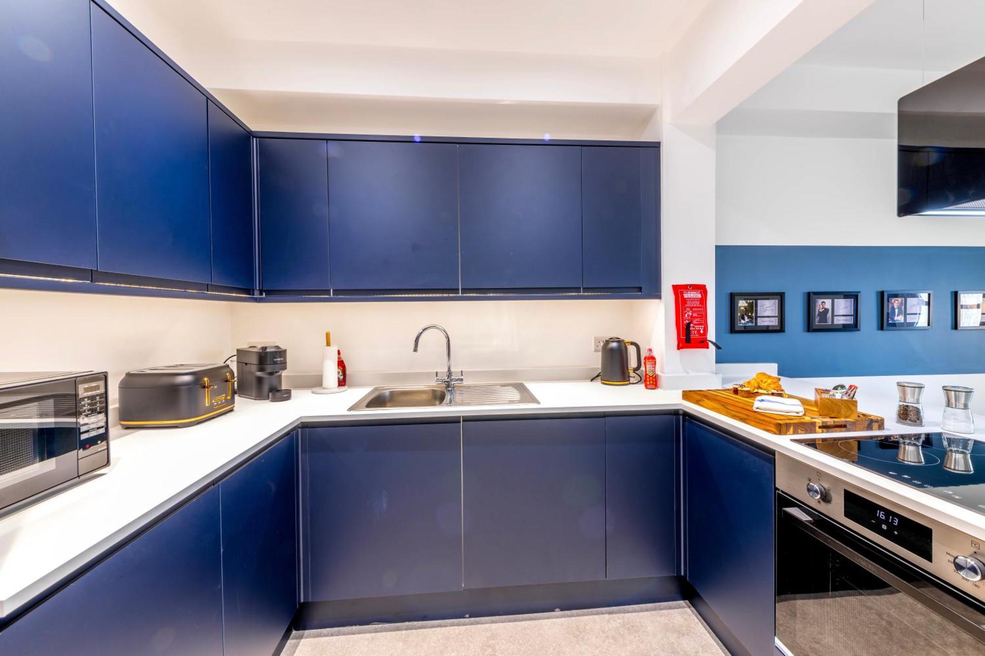 Skyfall With Free Parking For Families & Business By Prescott Apartments Bristol Buitenkant foto
